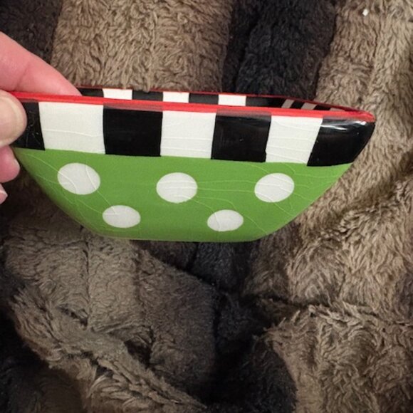 Mainstreet Collection Hand-Painted Strawberry Dip Snack Fruit Dish Trinket Bowl - Picture 2 of 6